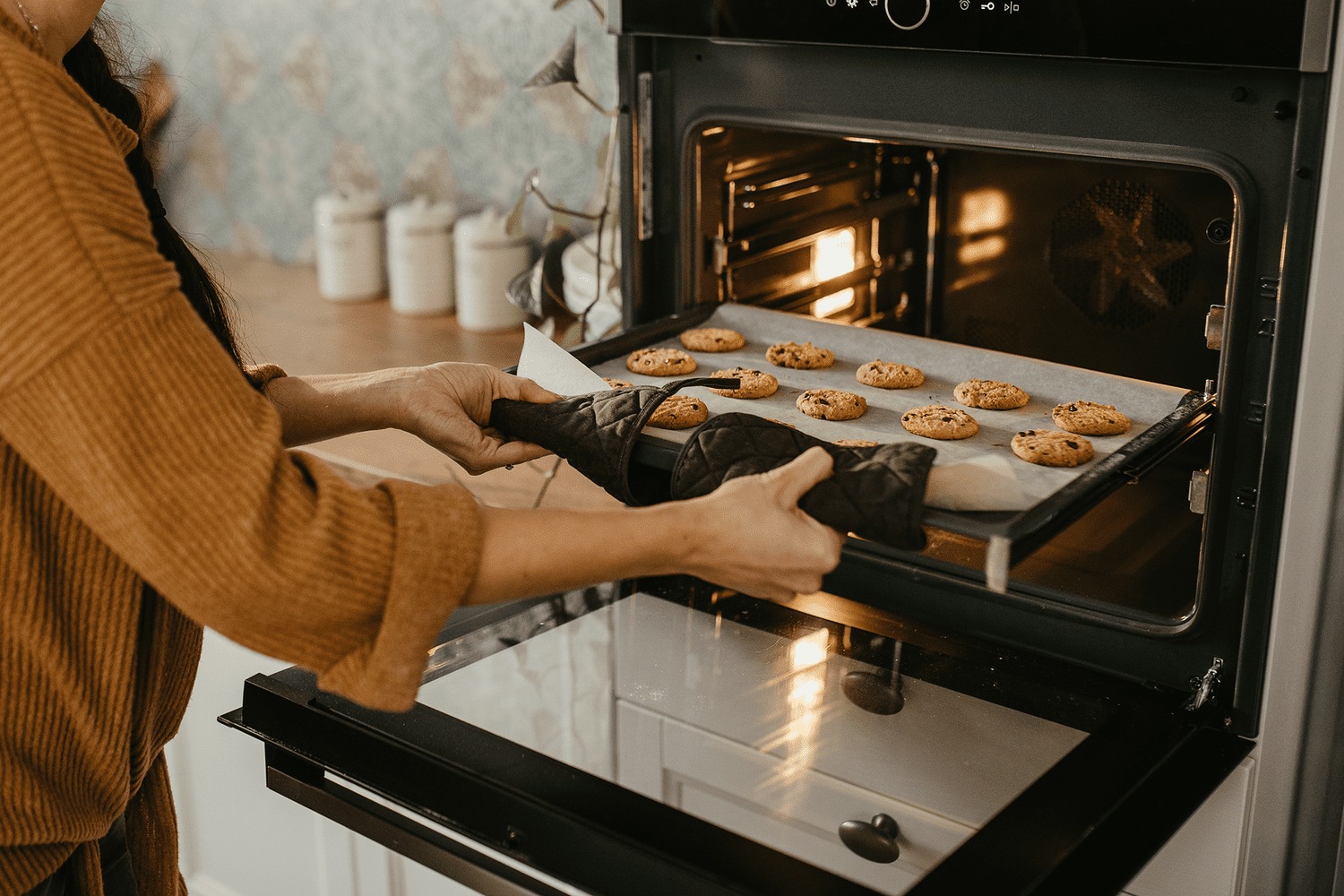 baking cookies